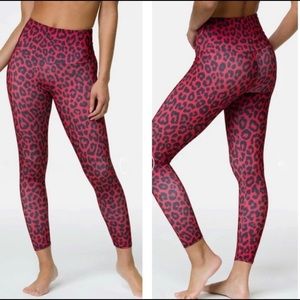 Onzie Red Leopard Leggings 7/8